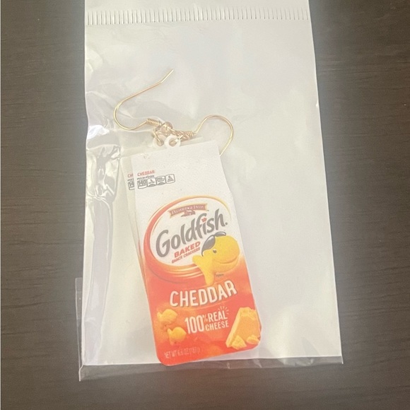 Jewelry - Goldfish Earrings